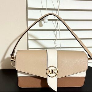 Michael Kors CLASSIC two tone Shoulder Bag